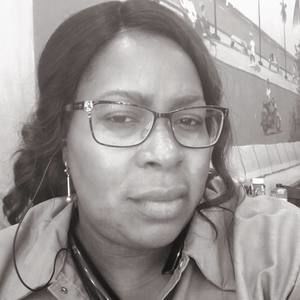 Meet your Posher, Esther